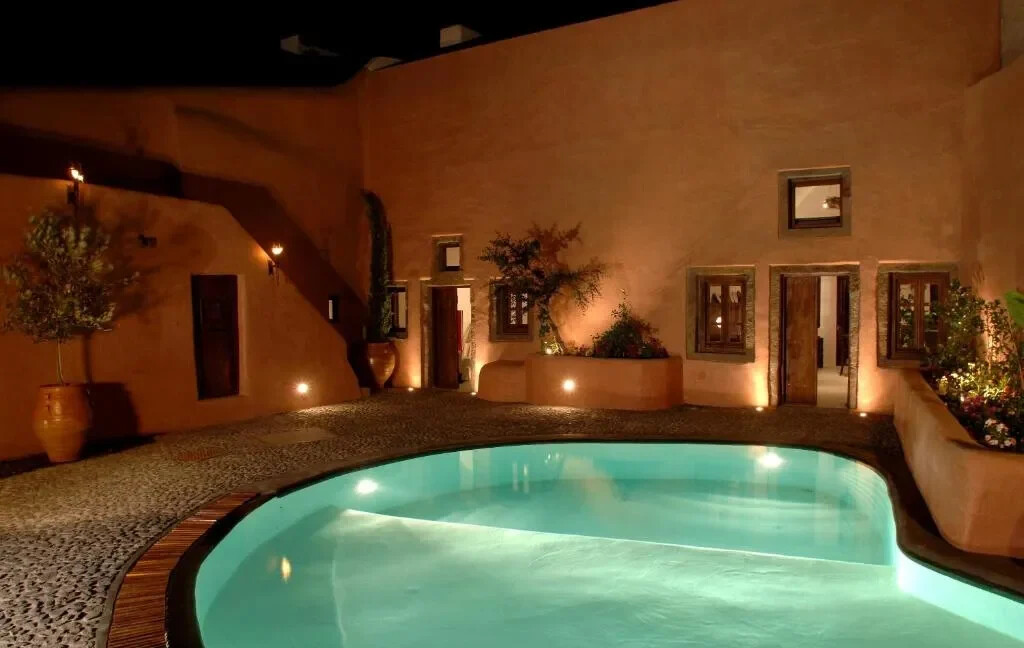 Villa with Private Pool in Megalochori Santorini 7