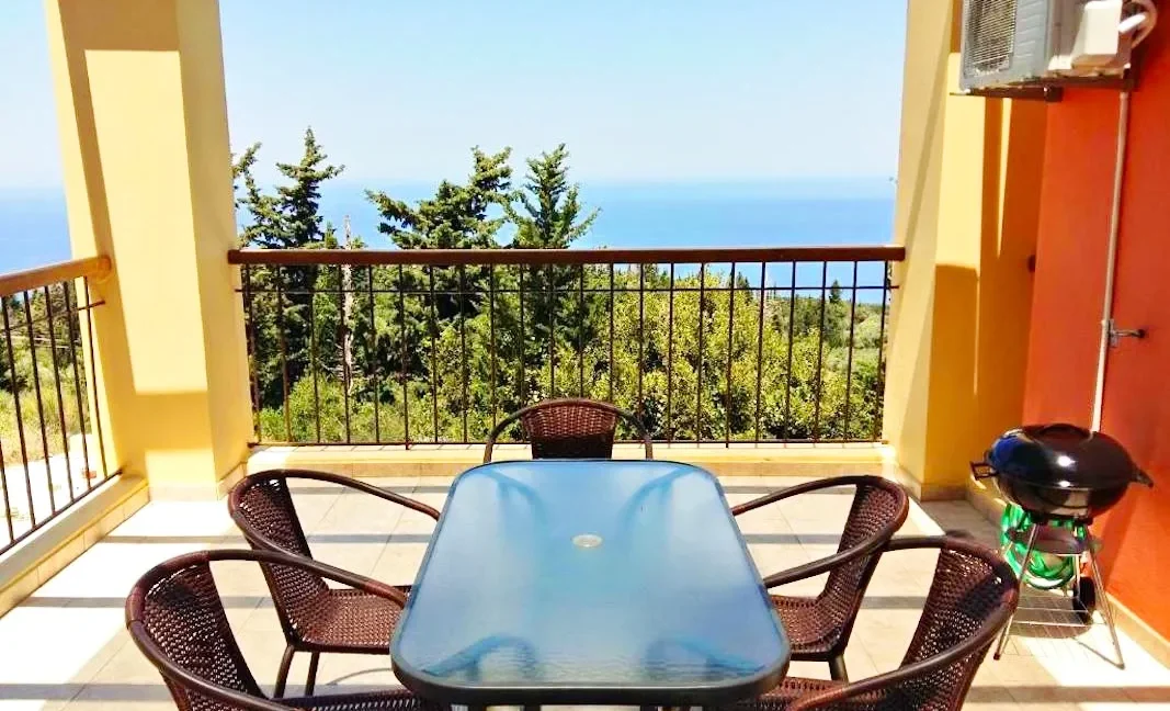 Villa with sea view for Sale in Lefkada 8