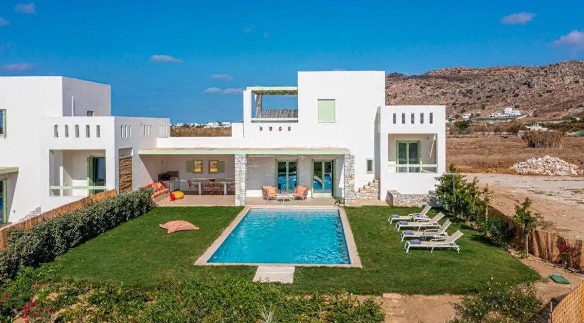 Villas with Private Pools for Sale Naxos Mikri Vigla 23