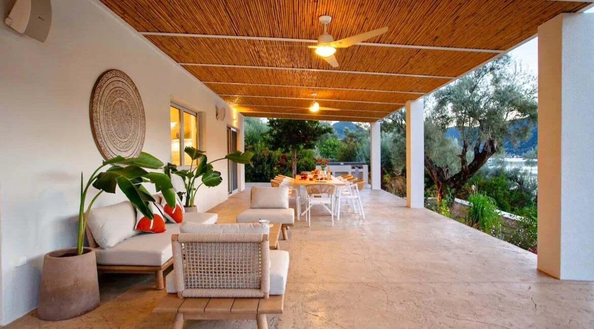 Waterfront Villa for sale Lefkada Greece 14