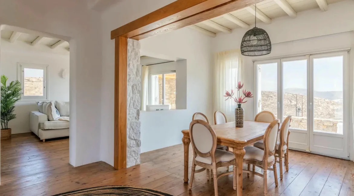 10 Room Luxury Villa for Sale in Mykonos, Greece 1