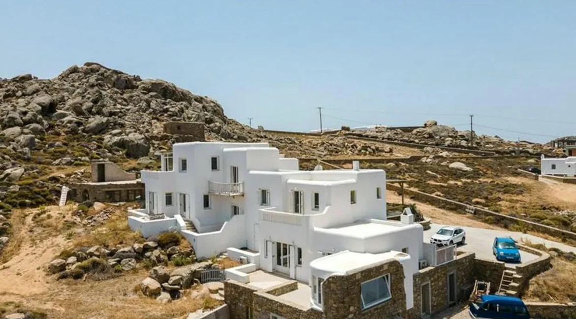 10 Room Luxury Villa for Sale in Mykonos, Greece 15