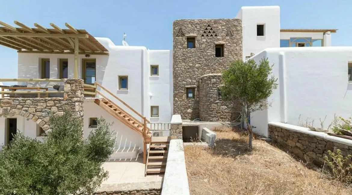 10 Room Luxury Villa for Sale in Mykonos, Greece 18