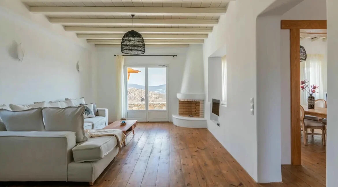 10 Room Luxury Villa for Sale in Mykonos, Greece 3