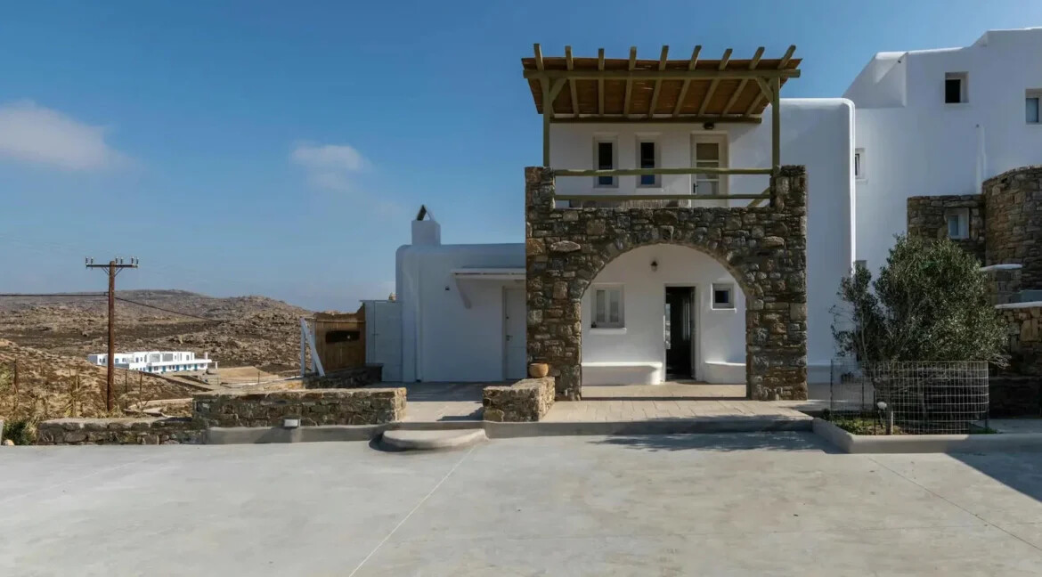 10 Room Luxury Villa for Sale in Mykonos, Greece 8