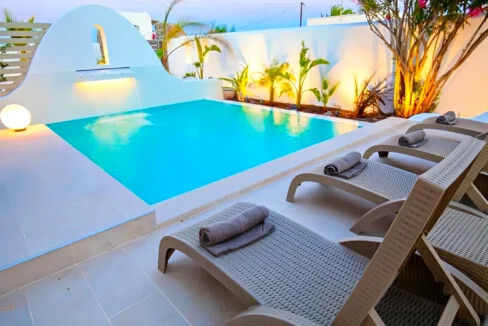 2 Houses for Sale in Santorini Perivolos 1