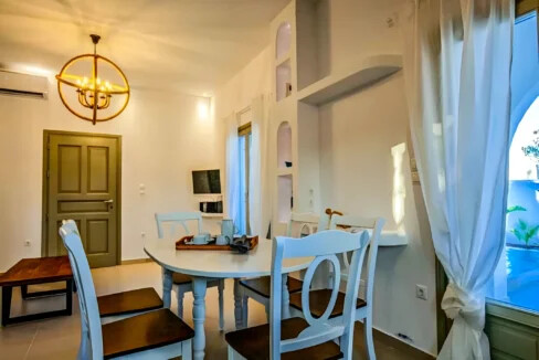 2 Houses for Sale in Santorini Perivolos 12