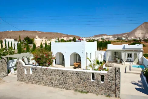 2 Houses for Sale in Santorini Perivolos 18