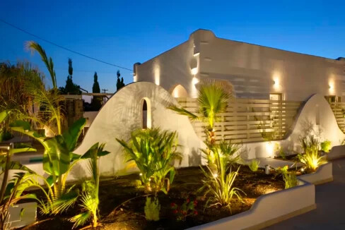 2 Houses for Sale in Santorini Perivolos 19