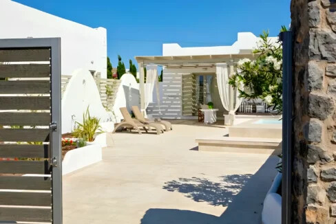 2 Houses for Sale in Santorini Perivolos 21