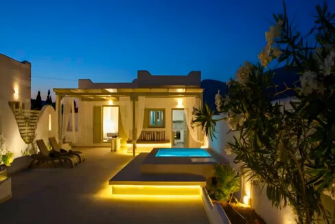 2 Houses for Sale in Santorini Perivolos 22