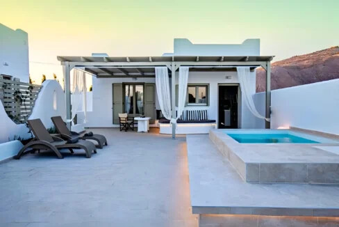 2 Houses for Sale in Santorini Perivolos 25