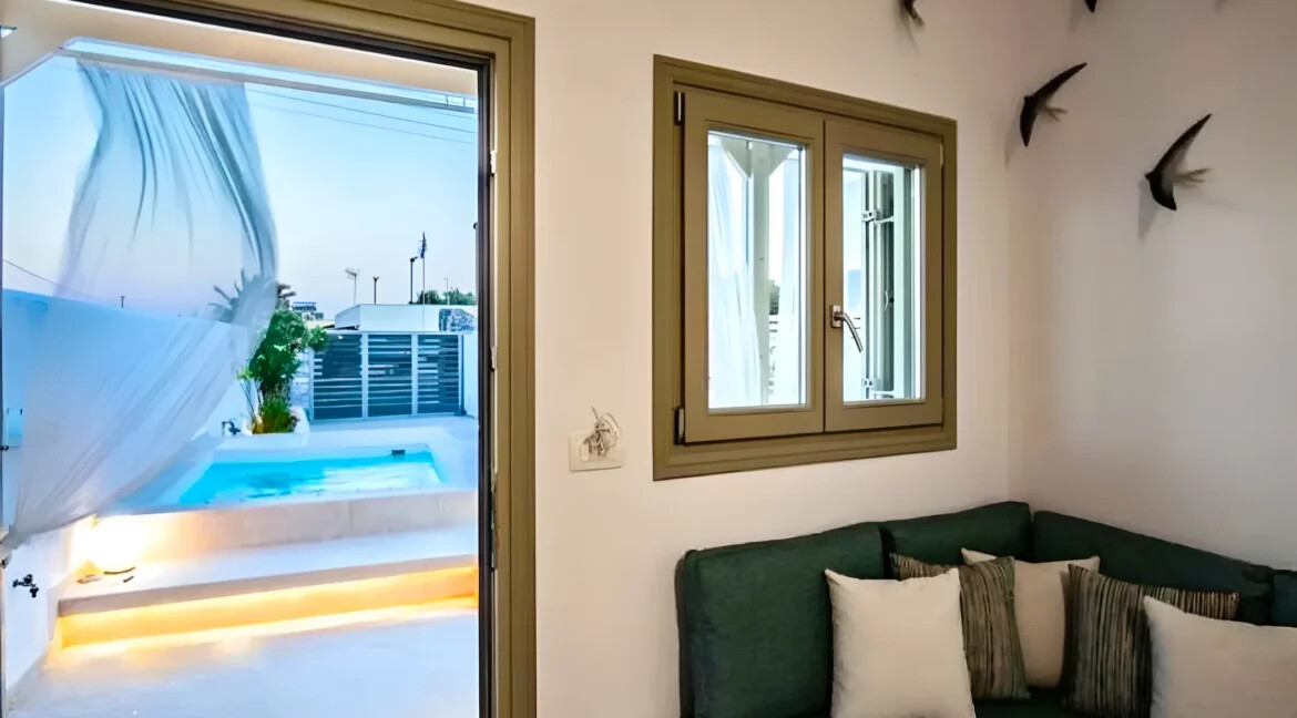 2 Houses for Sale in Santorini Perivolos 30