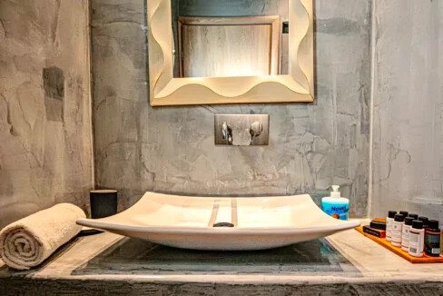 2 Houses for Sale in Santorini Perivolos 9