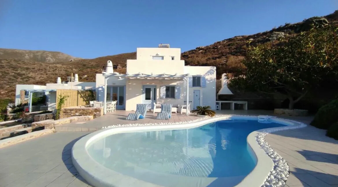 House for sale in Paros Greece