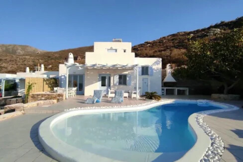House for sale in Paros Greece