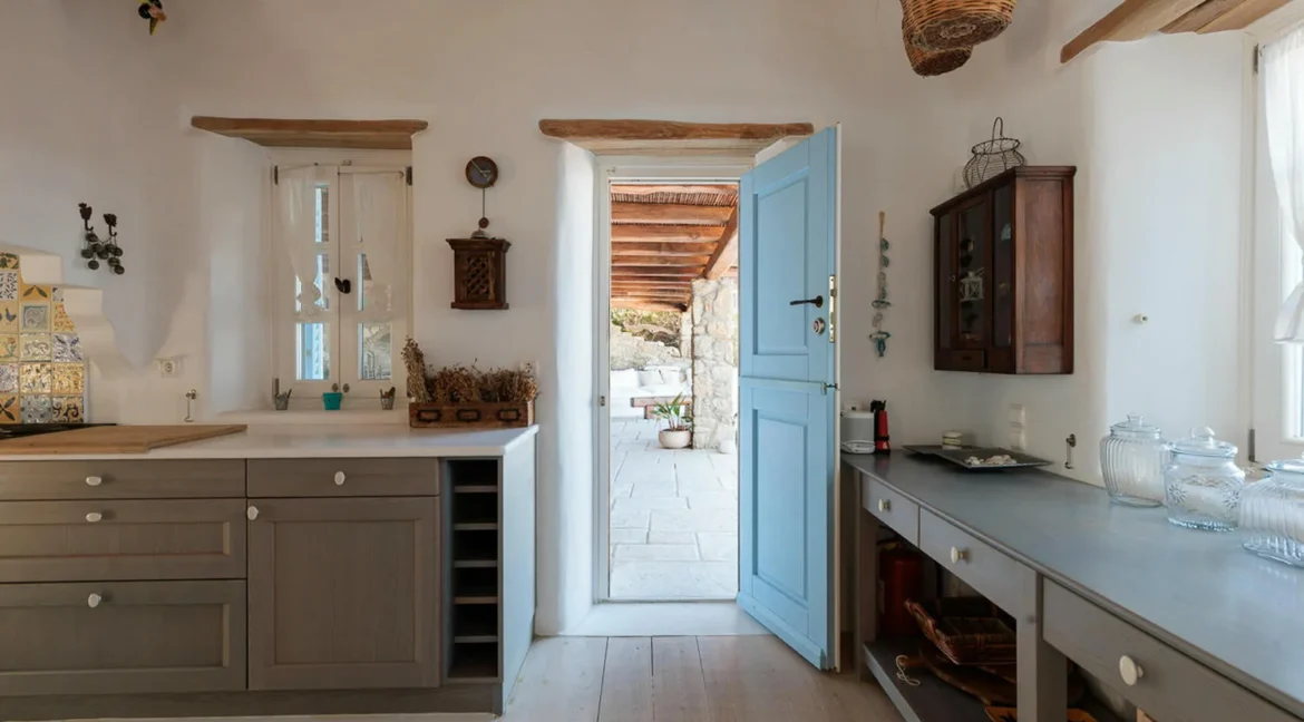 5 Bedroom Luxury Villa for Sale in Mykonos, Greece 16