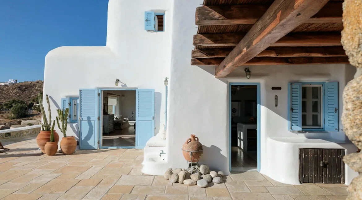 5 Bedroom Luxury Villa for Sale in Mykonos, Greece 2