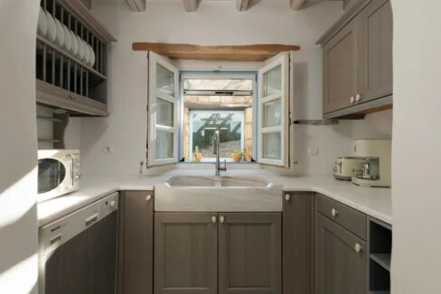 5 Bedroom Luxury Villa for Sale in Mykonos, Greece 9