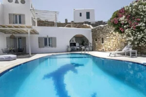 6 Bedroom Luxury House for Sale in Mykonos Greece