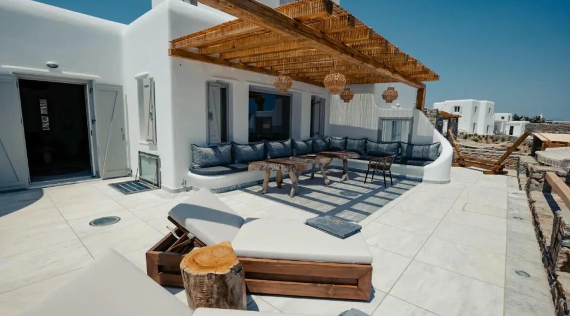 7 Bedroom Luxury Villa for Sale in Mykonos Greece 15