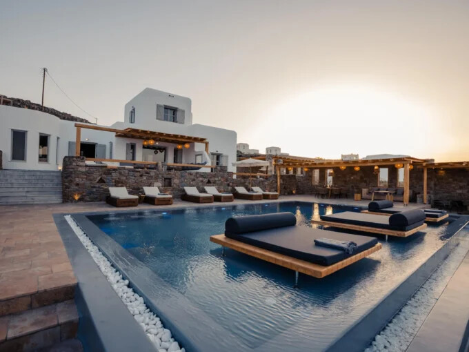 7 Bedroom Luxury Villa for Sale in Mykonos Greece
