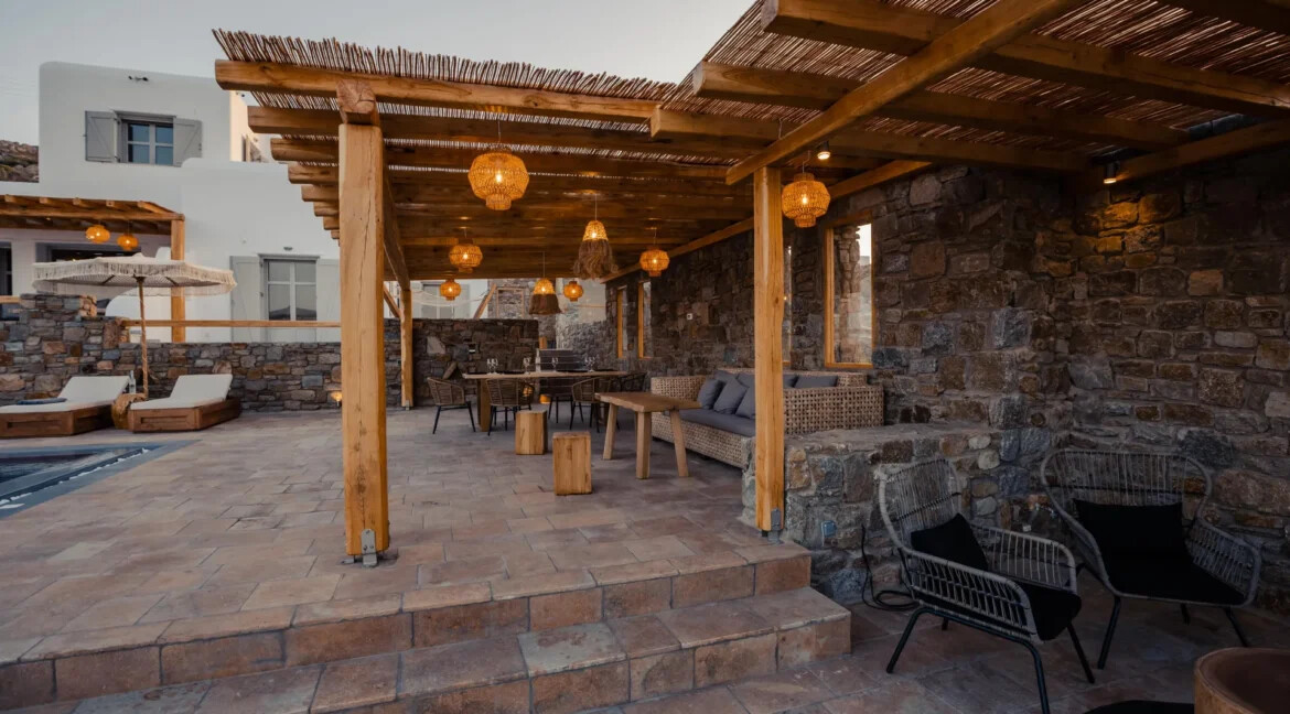7 Bedroom Luxury Villa for Sale in Mykonos Greece 32