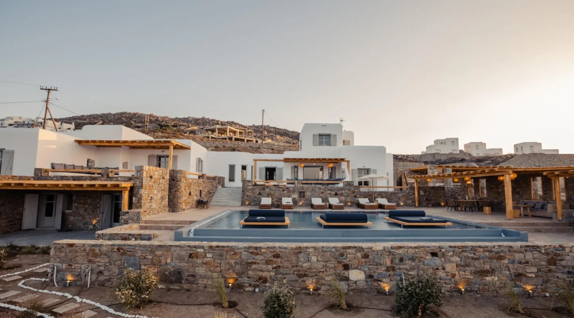 7 Bedroom Luxury Villa for Sale in Mykonos Greece 33