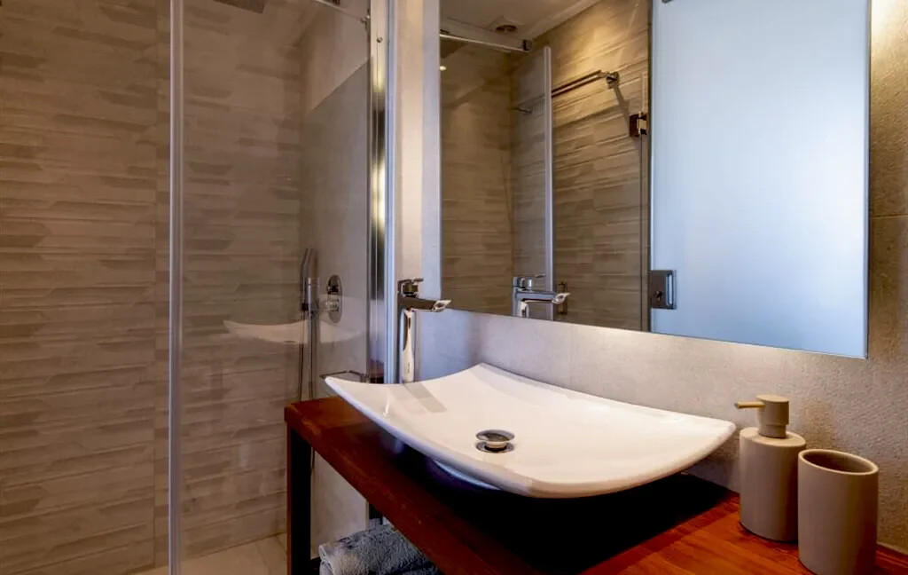 A Stylish and Modern Villa for Sale Sivota Lefkada 12