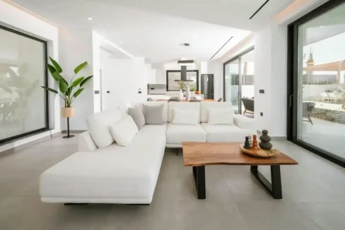 Buy a Villa in Crete 10