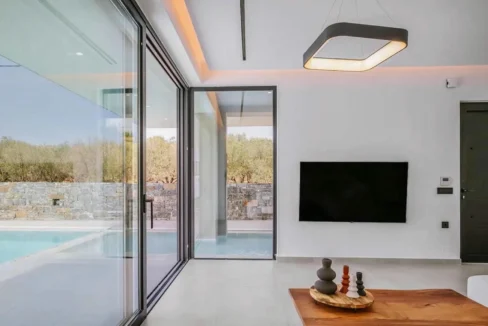 Buy a Villa in Crete 11