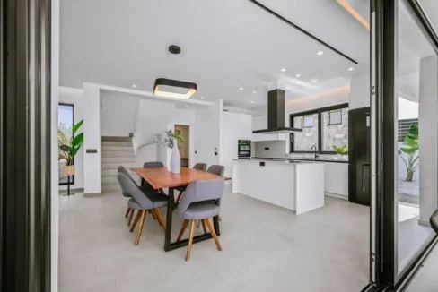 Buy a Villa in Crete 17