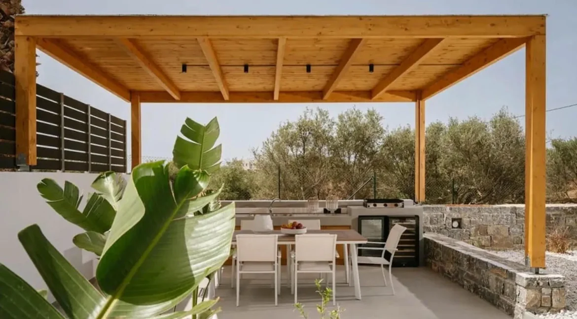 Buy a Villa in Crete 2