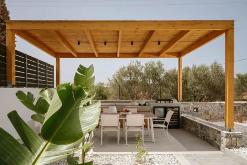 Buy a Villa in Crete 2