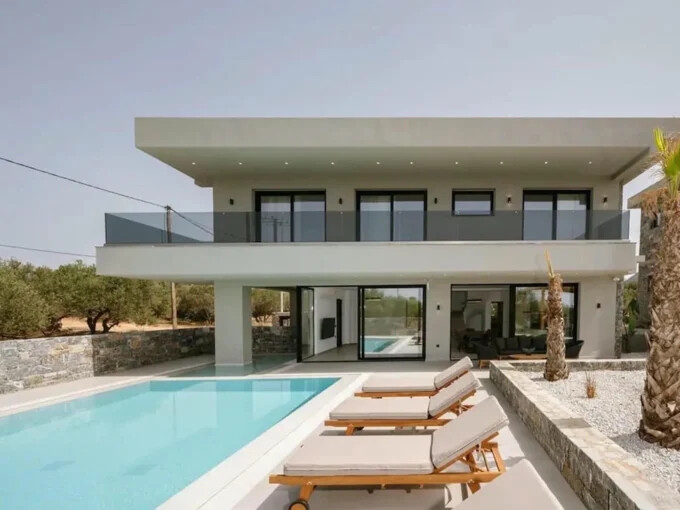 Buy a Villa in Crete