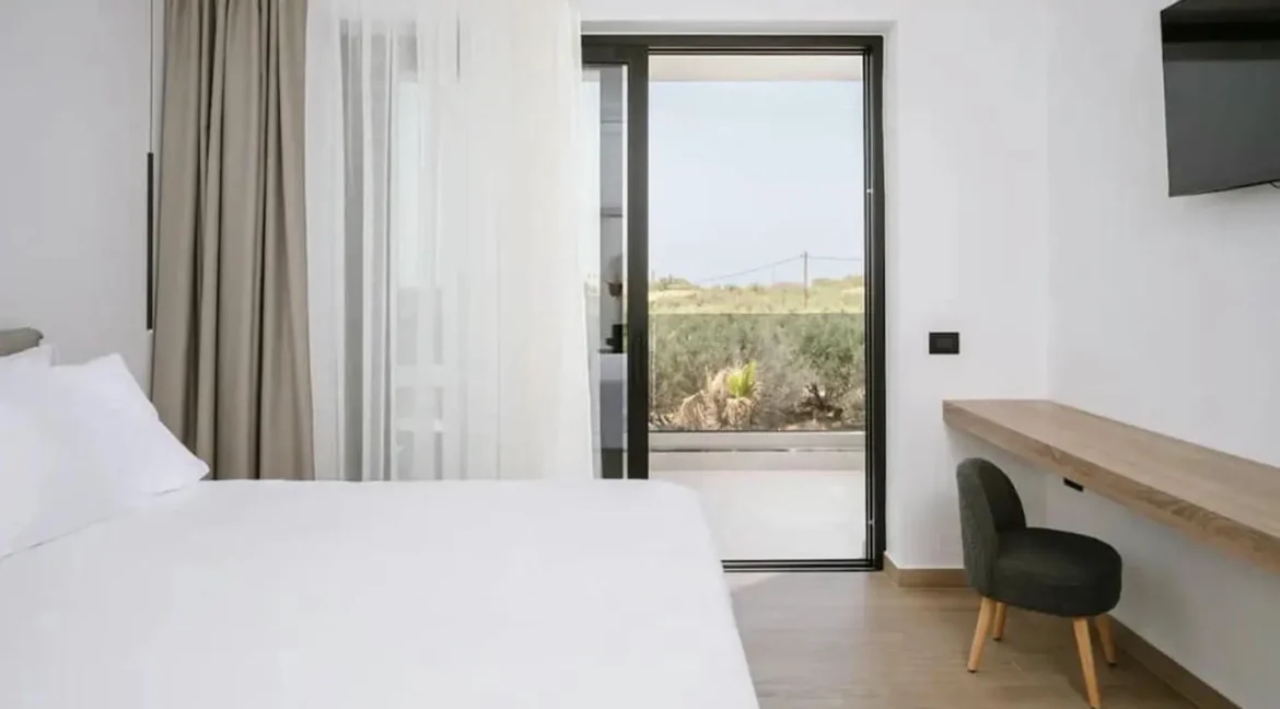 Buy a Villa in Crete 4