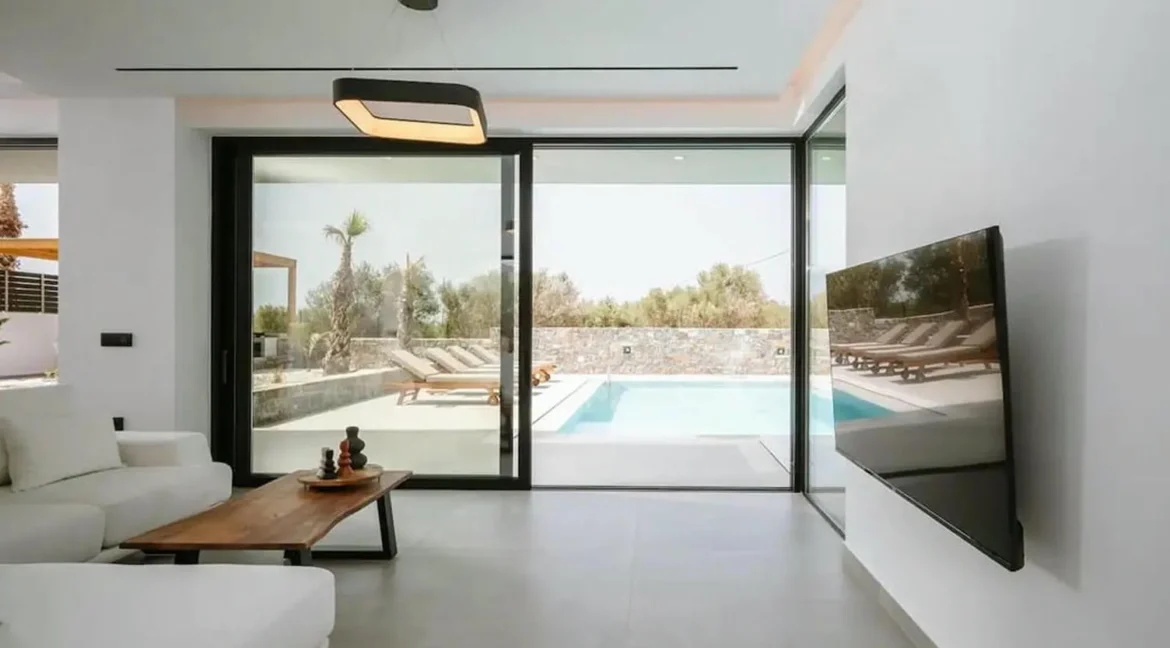 Buy a Villa in Crete 9