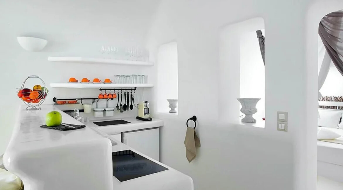 Cave House for Sale Santorini Oia 13