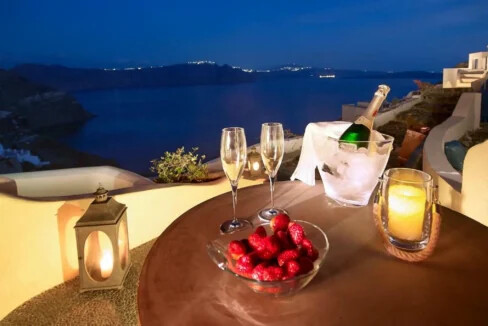 Cave House for Sale Santorini Oia 4