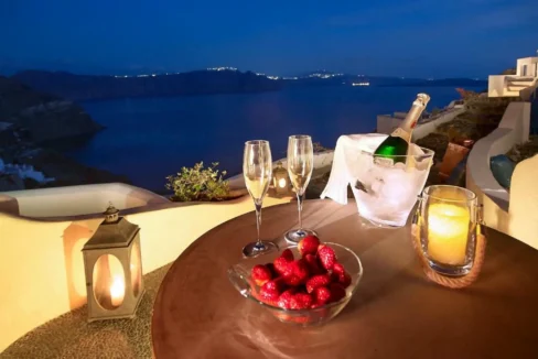 Cave House for Sale Santorini Oia 4