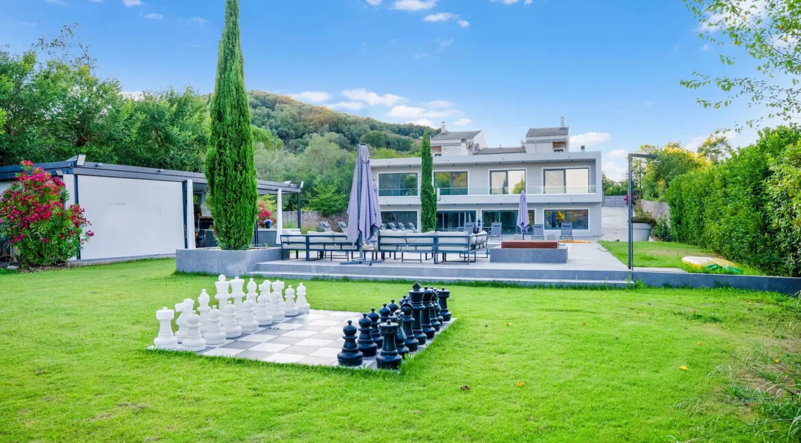 Great Villa in Corfu for sale