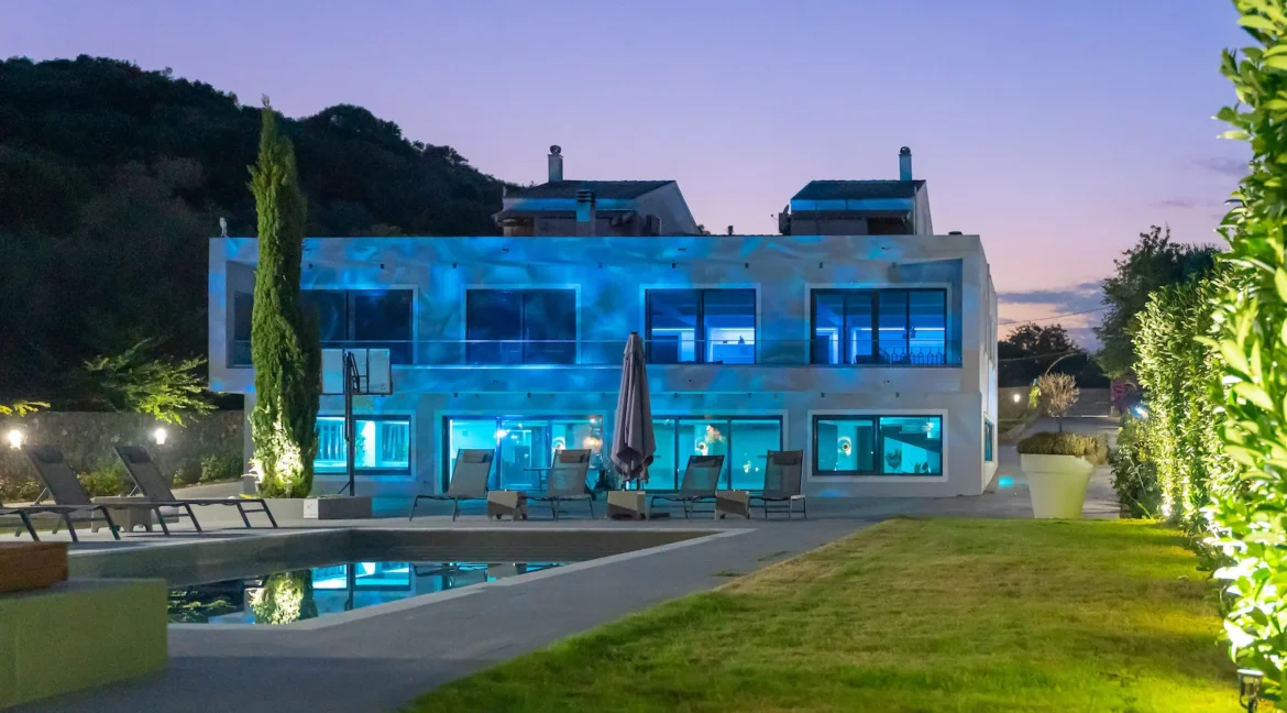 Great Villa in Corfu for sale 29