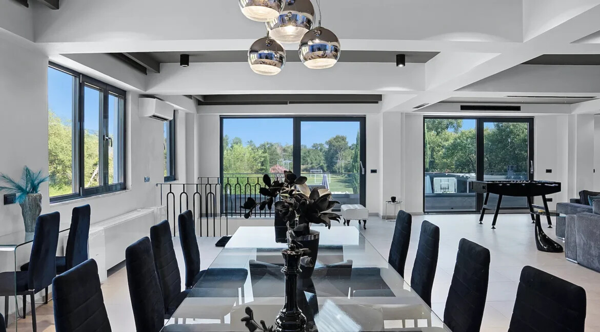 Great Villa in Corfu for sale 3