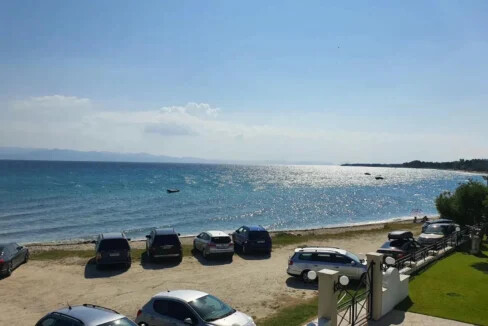 House by the Sea for Sale in Pefkohori Halkidiki 12