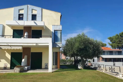 House by the Sea for Sale in Pefkohori Halkidiki 17