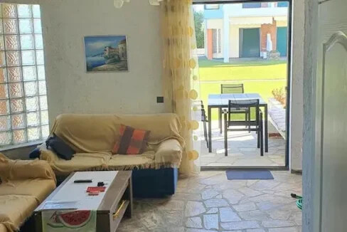 House by the Sea for Sale in Pefkohori Halkidiki 6