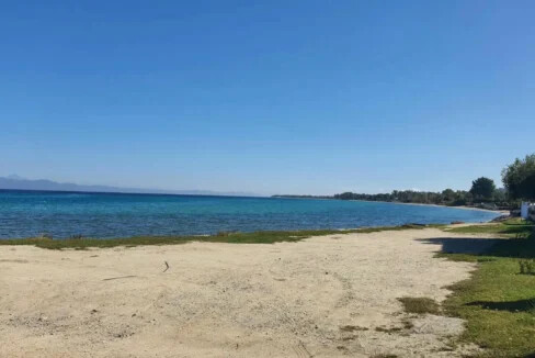 House by the Sea for Sale in Pefkohori Halkidiki 9