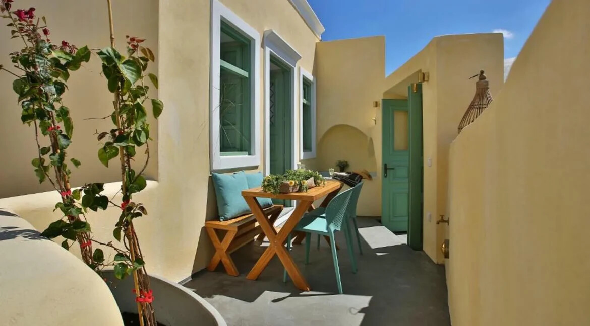 House for Sale Santorini Greece, Pyrgos 10