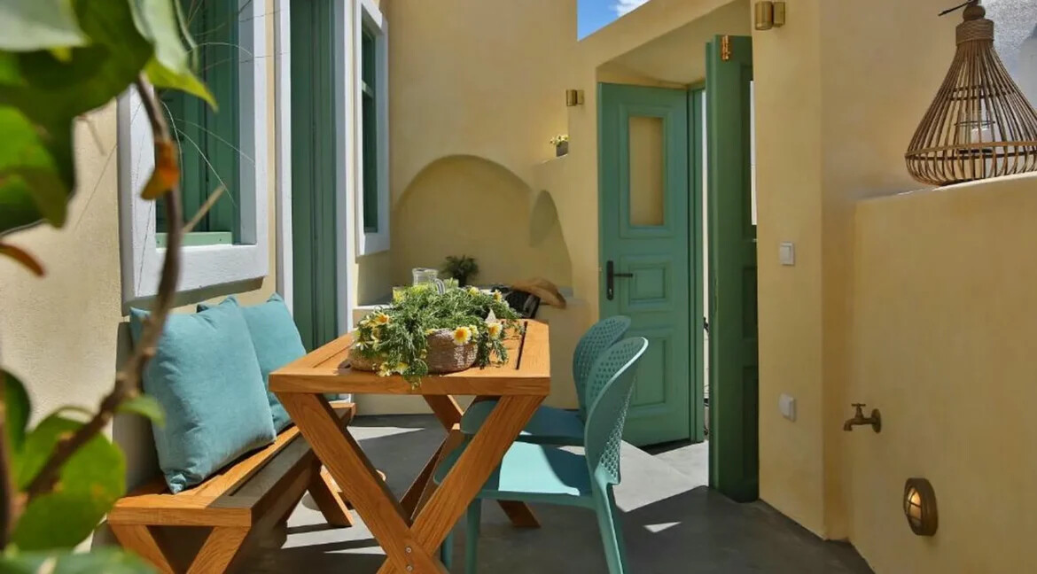 House for Sale Santorini Greece, Pyrgos 21