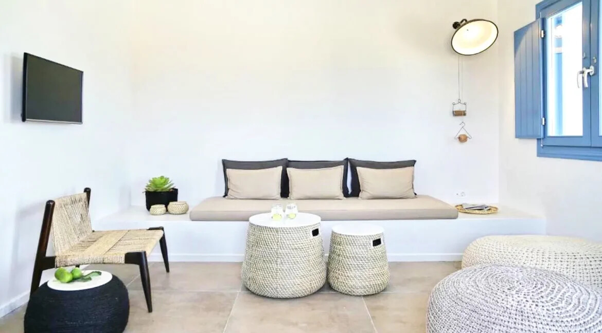 Houses Complex for Sale in Santorini Finikia Oia 1